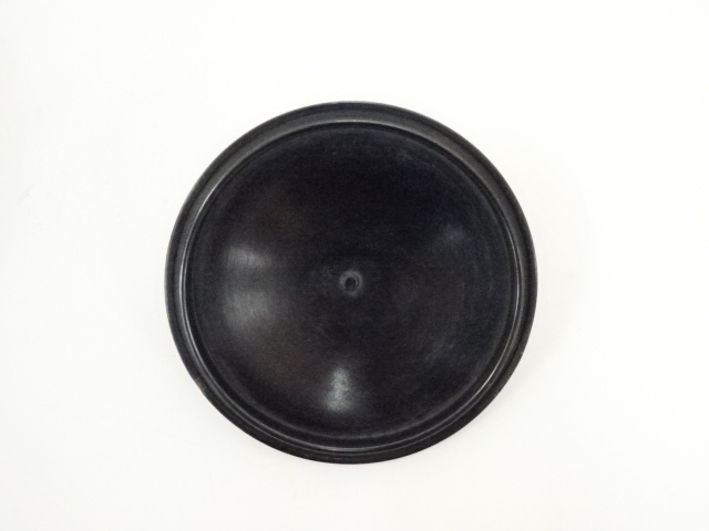  鋳師　孫兵衛造　唐銅鬼面風炉・丸釜添（共箱）